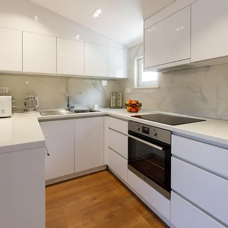 아파트 Blue Star - Sea View In Town Centre