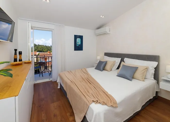 Blue Star - Sea View In Town Centre Daire