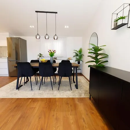 Blue Star - Sea View In Town Centre Lägenhet *