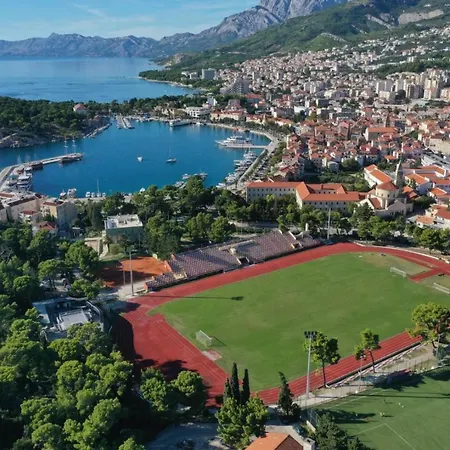 Blue Star - Sea View In Town Centre