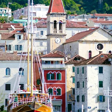 Blue Star - Sea View In Town Centre Makarska