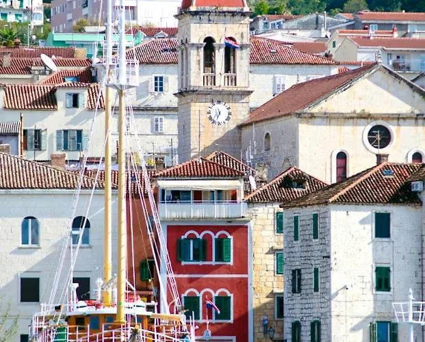 Blue Star - Sea View In Town Centre Makarská
